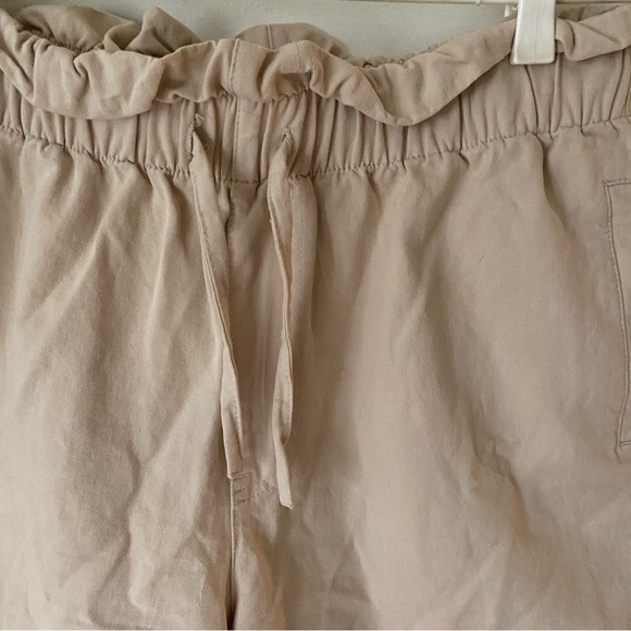 Womance Paperbag Waist Shorts - Picture 3 of 6